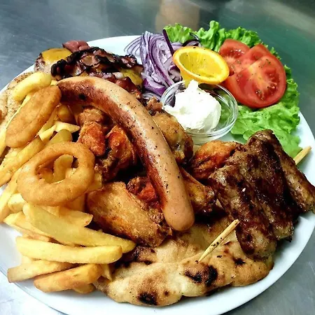 Хостел Gostilna Menina *