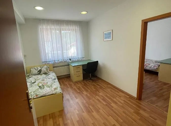 Albergue Gostilna Menina *